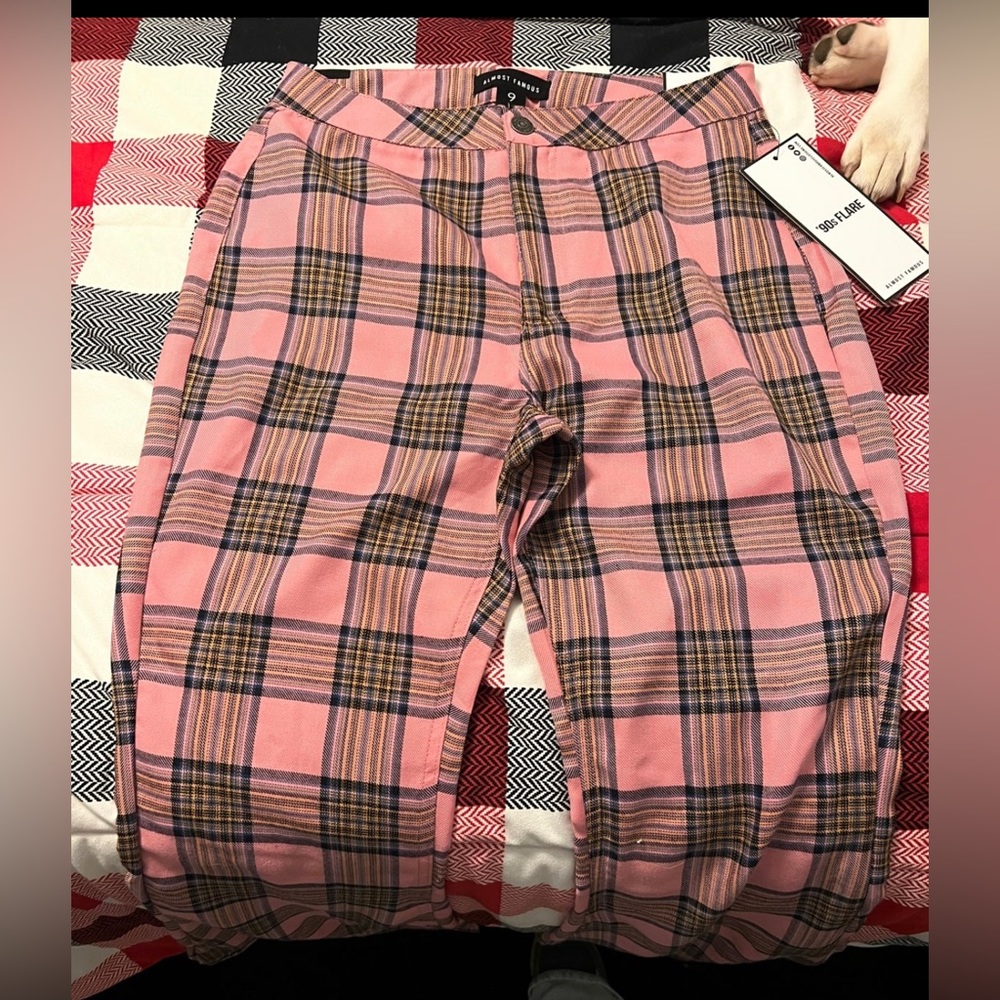 Women’s almost famous 90’s flares
